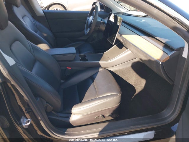2019 TESLA MODEL 3 5YJ3E1EA0KF434896 Photo 4