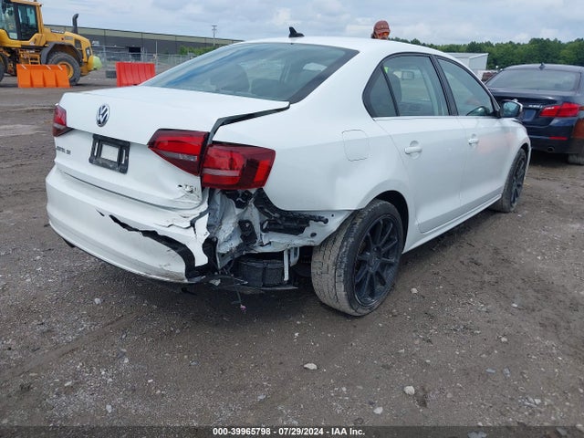 3VWDB7AJXHM364170 Volkswagen Jetta 1.4t Se