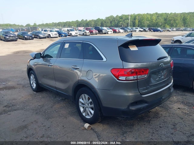 5XYPGDA38JG351521 KIA Sorento 2.4l Lx