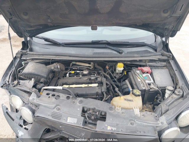 Chevrolet Sonic Lt Auto 2015 1G1JC6SG1F4187395 Image 10