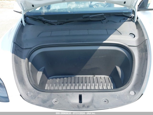 2024 TESLA MODEL Y 7SAYGDEE0RA250606 Photo 9