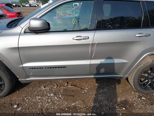 1C4RJFAG5JC140256 Jeep Grand Cherokee Altitude 4x4
