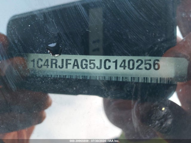 1C4RJFAG5JC140256 Jeep Grand Cherokee Altitude 4x4