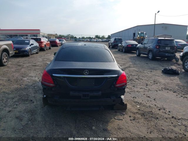55SWF4JB8FU045535 Mercedes-Benz C 300 Luxury/sport