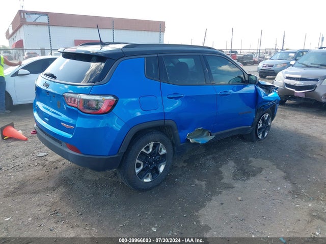 3C4NJDDB4HT667903 Jeep New Compass Trailhawk 4x4