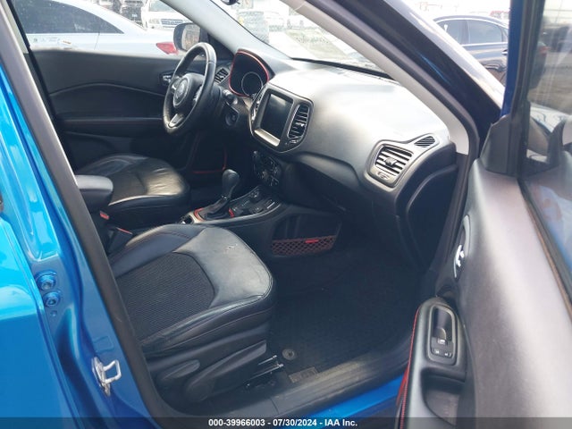 3C4NJDDB4HT667903 Jeep New Compass Trailhawk 4x4