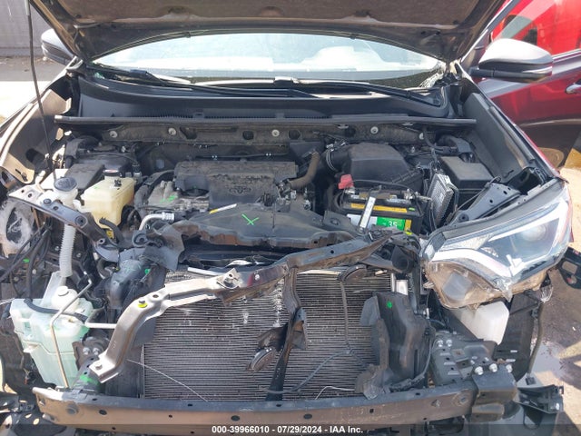 Toyota Rav4 Xle 2017 JTMWFREV5HJ127897 Image 10