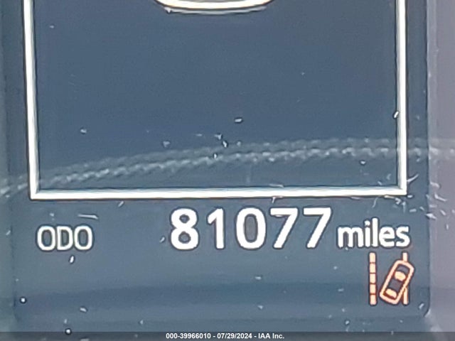 Toyota Rav4 Xle 2017 JTMWFREV5HJ127897 Image 16