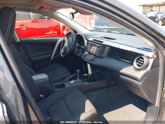 Toyota Rav4 Xle 2017 JTMWFREV5HJ127897 Image 5