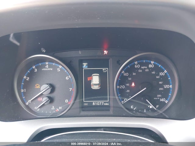 Toyota Rav4 Xle 2017 JTMWFREV5HJ127897 Image 7