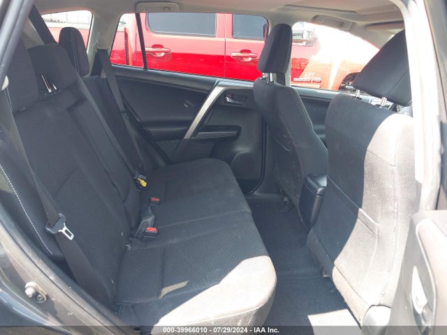 Toyota Rav4 Xle 2017 JTMWFREV5HJ127897 Image 8