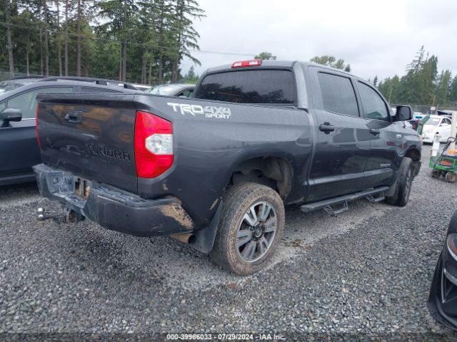 5TFDY5F18JX743649 Toyota Tundra Sr5 5.7l V8