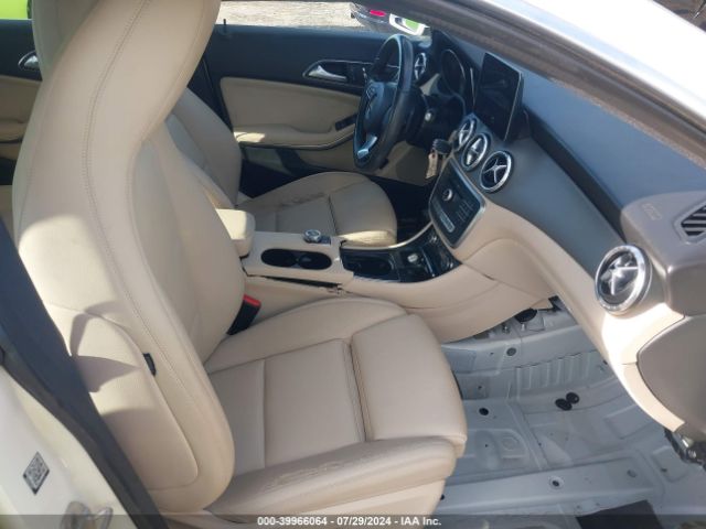 WDDSJ4EB7JN512825 Mercedes-Benz CLA 250