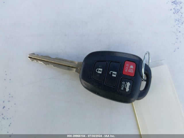 Toyota COROLLA SE 2019 5YFBURHE8KP939276 Image 11