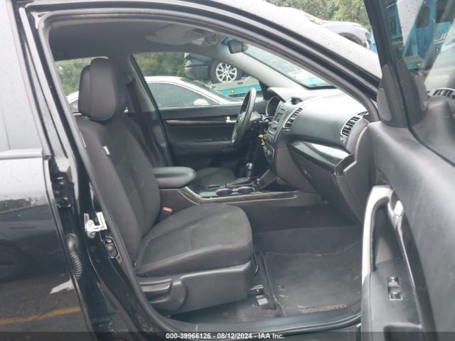 5XYKTCA69FG650629 KIA SORENTO LX