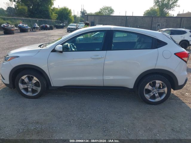 3CZRU6H35NM709048 Honda Hr-v Awd Lx