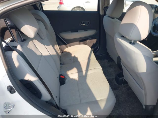 3CZRU6H35NM709048 Honda Hr-v Awd Lx