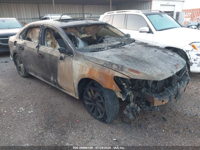 1VWBA7A3XJC029882 Volkswagen Passat 2.0t Se