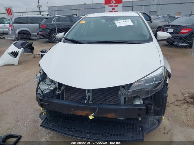 Toyota Corolla Se Special Edition 2017 5YFBURHE7HP650737 Image 13