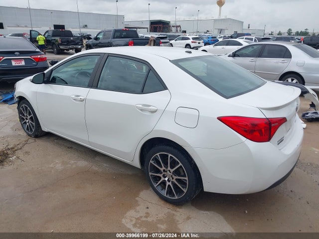 Toyota Corolla Se Special Edition 2017 5YFBURHE7HP650737 Image 3