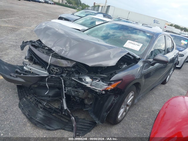 Toyota CAMRY LE 2023 4T1C11AK5PU123422 Image 2