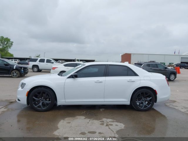 2C3CCAAG3PH514229 Chrysler 300 Touring