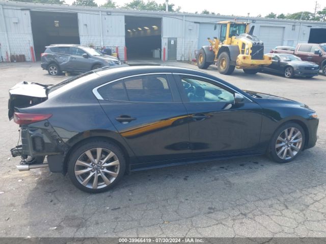 3MZBPBDM2LM131748 Mazda Mazda3 Preferred Package