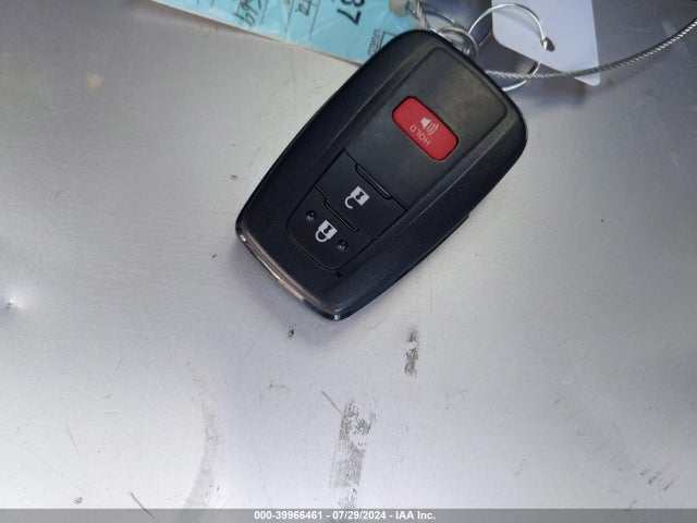 Toyota Prius Two 2017 JTDKBRFU0H3043569 Image 11