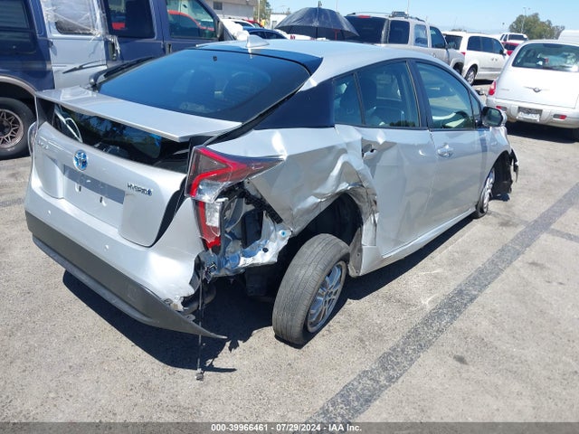 Toyota Prius Two 2017 JTDKBRFU0H3043569 Image 4