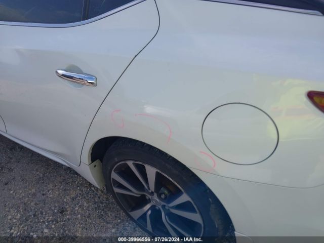 1N4AA6AP2HC407088 Nissan Maxima 3.5 Platinum