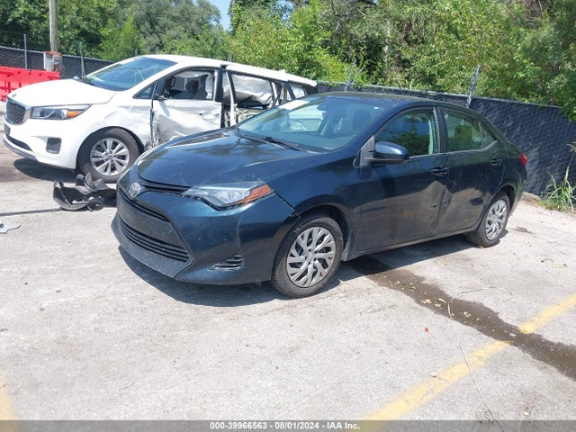 Toyota COROLLA LE 2017 2T1BURHE2HC856578 Image 2