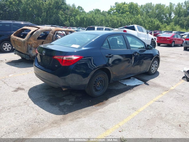 Toyota COROLLA LE 2017 2T1BURHE2HC856578 Image 4