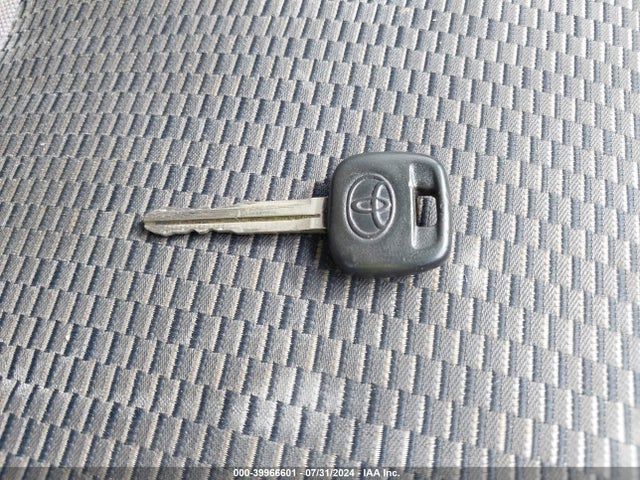 39966601 :رقم المزاد ، JTEHD20VX56042531 vin ، 2005 Toyota Rav4 مزاد بيع