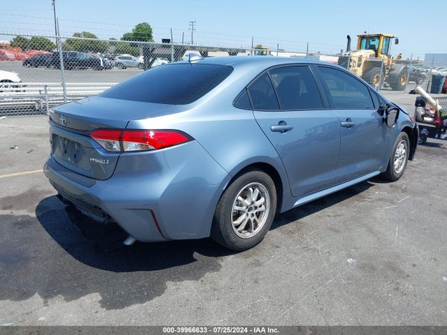 Toyota Corolla Hybrid Le 2022 JTDEAMDE0N3012039 Image 4