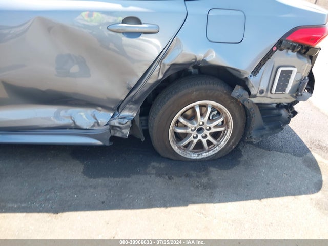 Toyota Corolla Hybrid Le 2022 JTDEAMDE0N3012039 Image 6