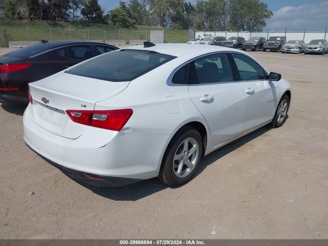 Chevrolet MALIBU LS 2016 1G1ZB5ST3GF213966 Image 4