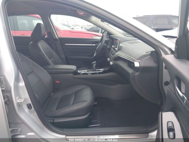 1N4BL4EW9NN419596 Nissan Altima Sl Intelligent Awd