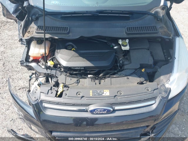 1FMCU9GX0FUA45431 Ford ESCAPE SE