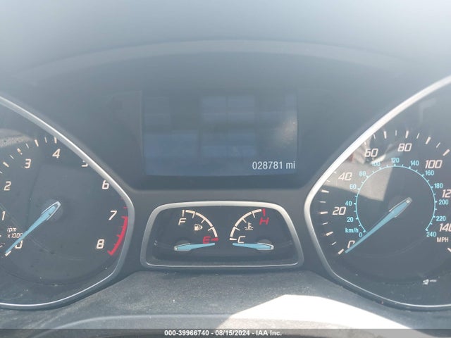 1FMCU9GX0FUA45431 Ford ESCAPE SE