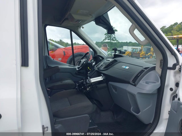 Ford Transit-150 2016 1FTYE2CV1GKA09103 Image 5