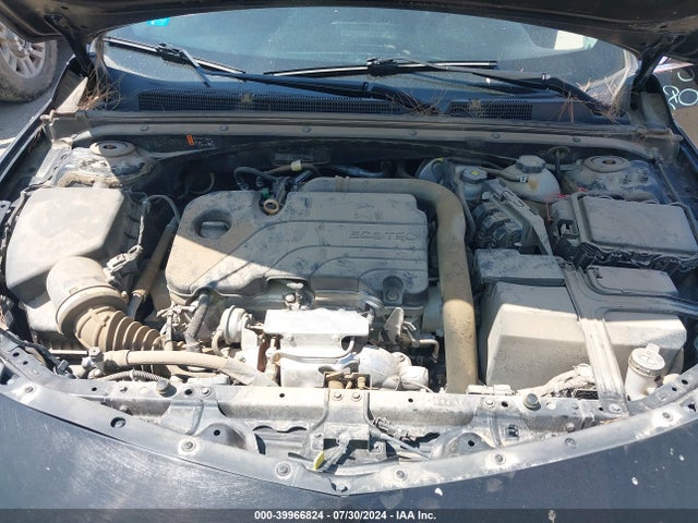 1G1ZD5ST8KF227946 Chevrolet MALIBU LT