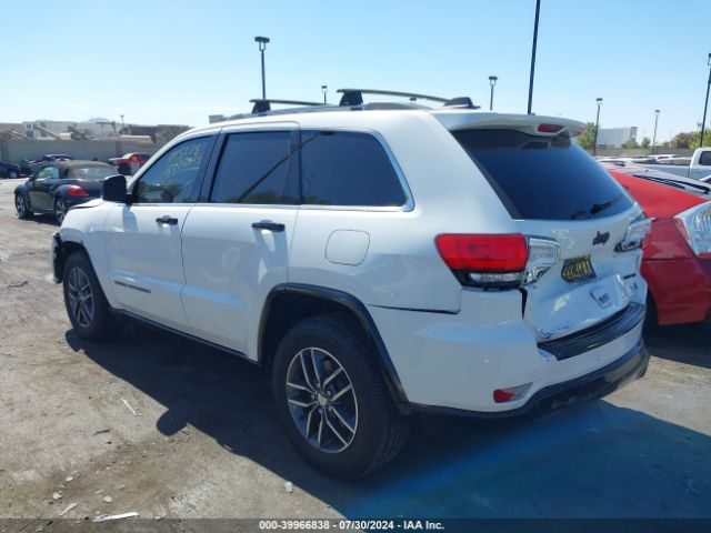 1C4RJEBG1HC877585 Jeep Grand Cherokee Limited 4x2