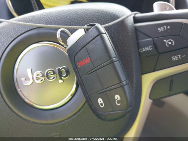 1C4RJFAG9FC675663 Jeep Grand Cherokee Laredo