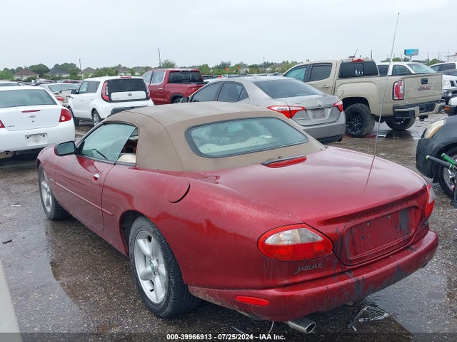 1997 JAGUAR XK8 SAJGX2747VC007579 Photo 2