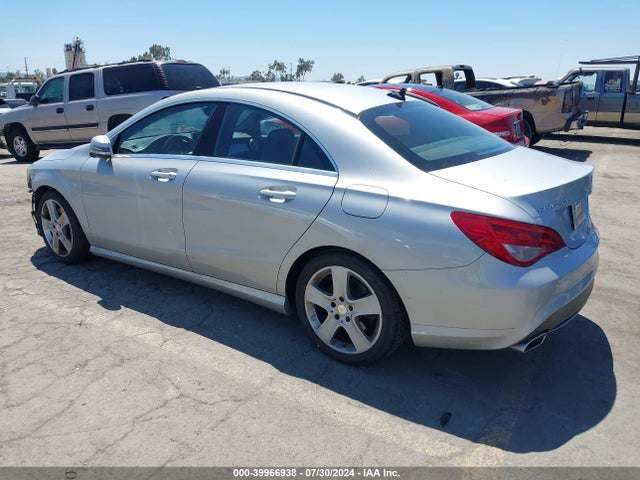 Mercedes-Benz CLA 250 2015 WDDSJ4EB5FN258295 Image 3