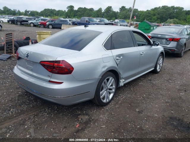 1VWBA7A30JC024920 Volkswagen Passat 2.0t Se
