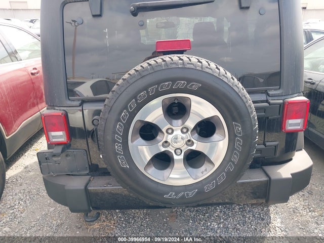 1C4AJWBG9GL208787 Jeep Wrangler Sahara