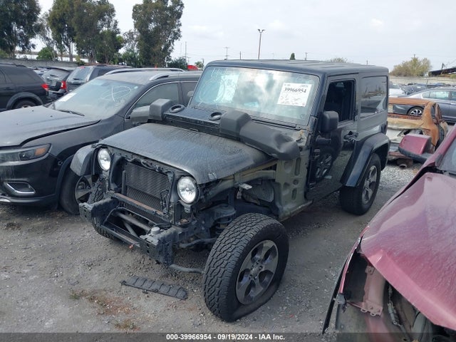 1C4AJWBG9GL208787 Jeep Wrangler Sahara