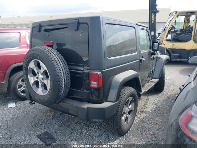 1C4AJWBG9GL208787 Jeep Wrangler Sahara