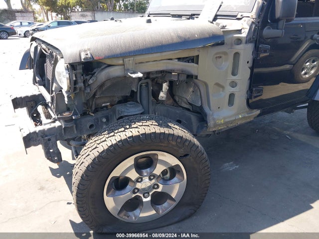 1C4AJWBG9GL208787 Jeep Wrangler Sahara